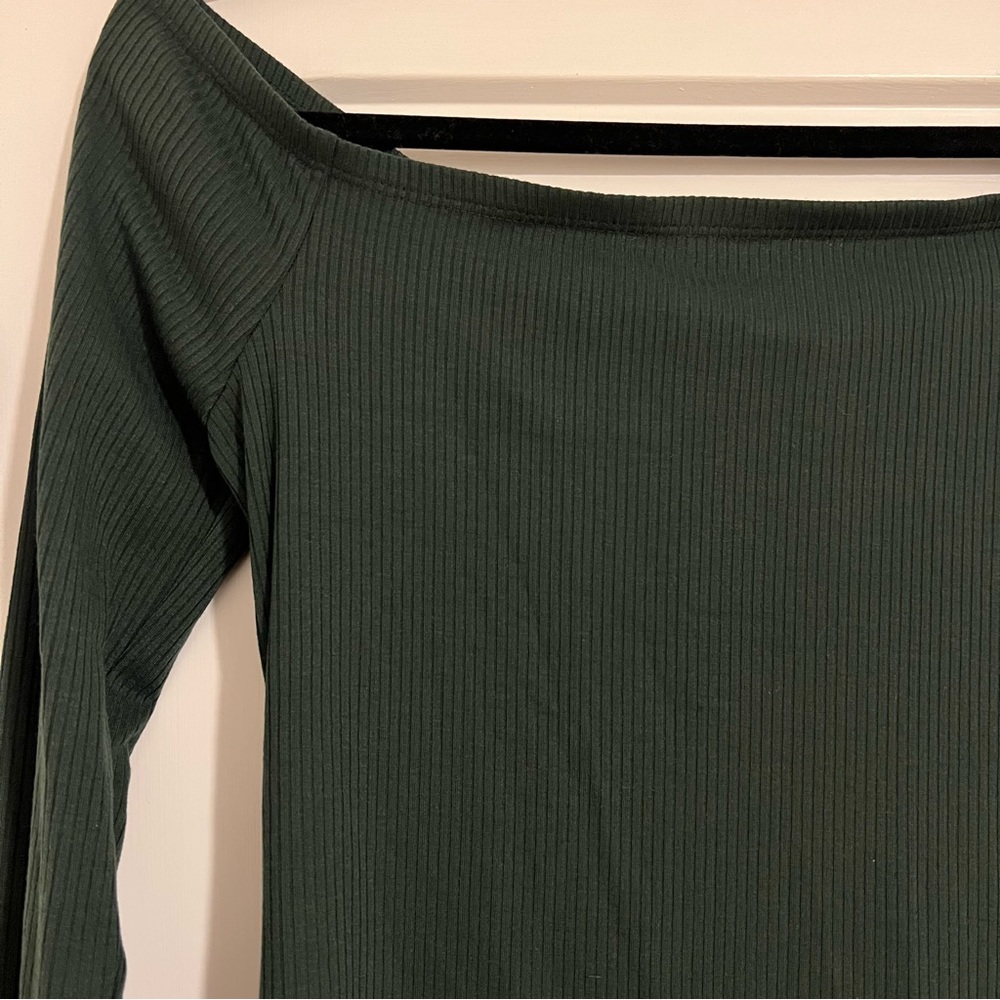 Off the Shoulder Ribbed Dress - Picture 6 of 8